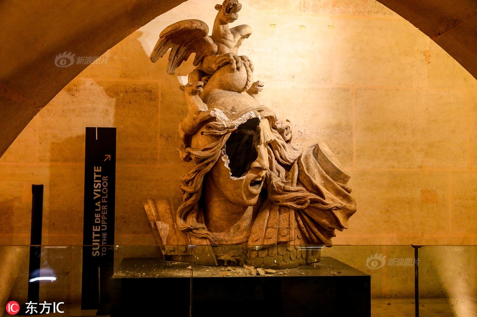 A restaurant started offering 