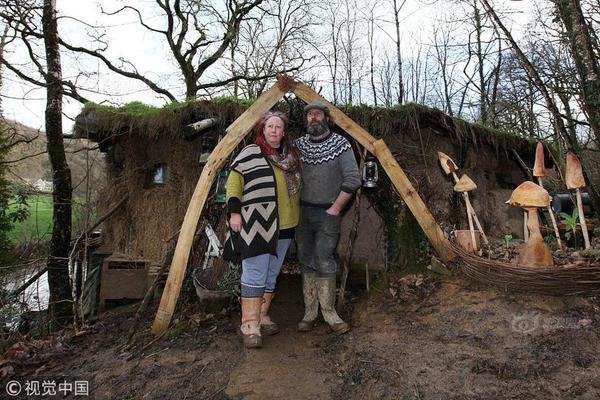 The government announced a new $500 million funding package to support renewable energy projects across the country.