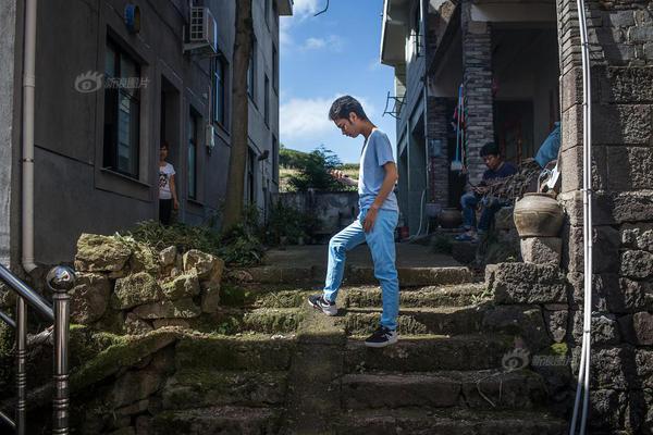 A local café started offering catering services for events