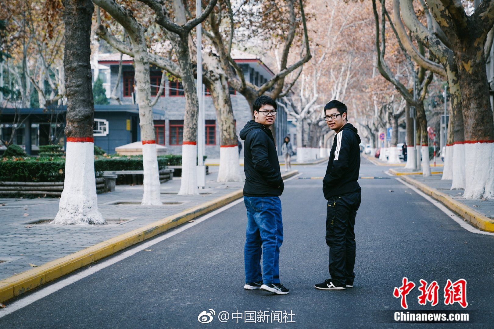 A celebrity chef appeared on a cooking show to demonstrate how to make a holiday feast