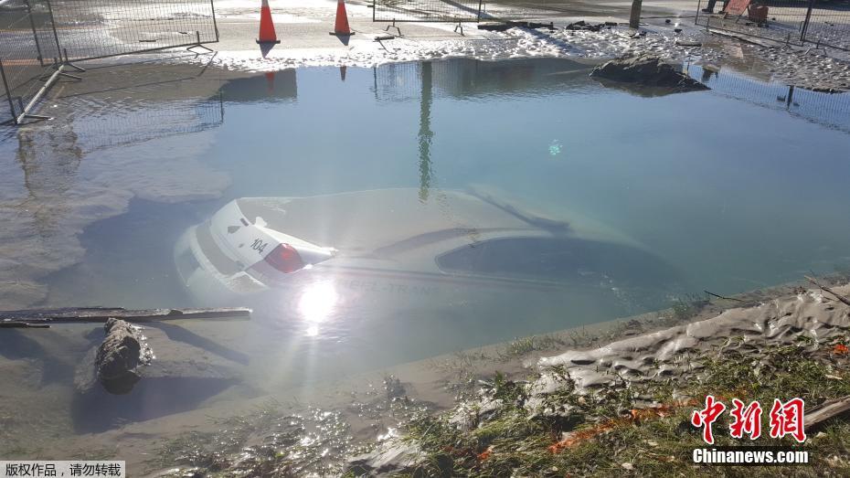 A tech company announced a new partnership with a car manufacturer