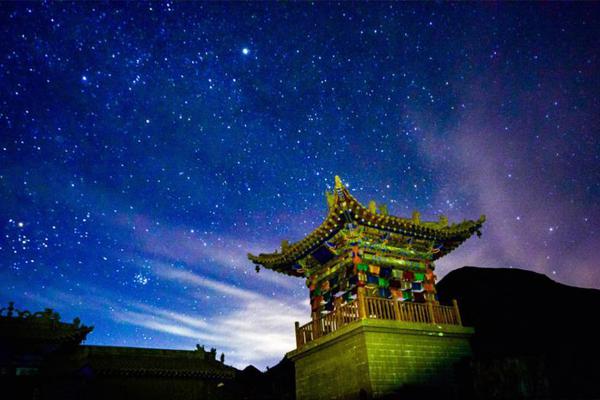 Doctors developed a new non-surgical treatment for back pain using ultrasound technology