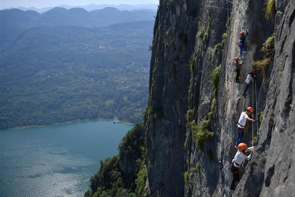 The government launched a campaign to promote healthy eating habits