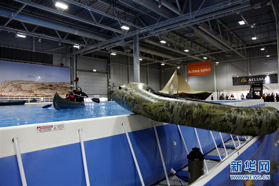 A fire department conducted a water rescue drill on a local lake