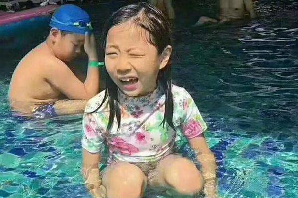 Researchers found that regular exercise can reduce the risk of heart disease in middle-aged adults