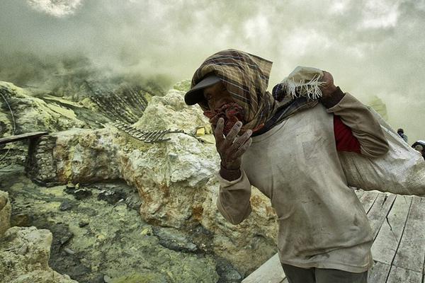 A musician’s new song became the most-streamed track of the week on global music platforms