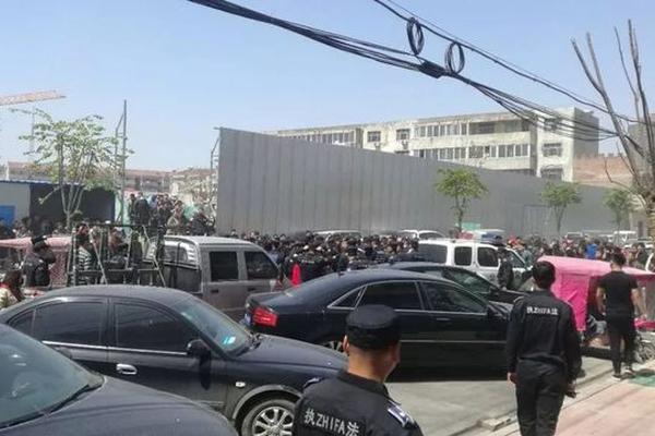 The national soccer team won their first match in the World Cup defeating a defending champion with a score of 3-1