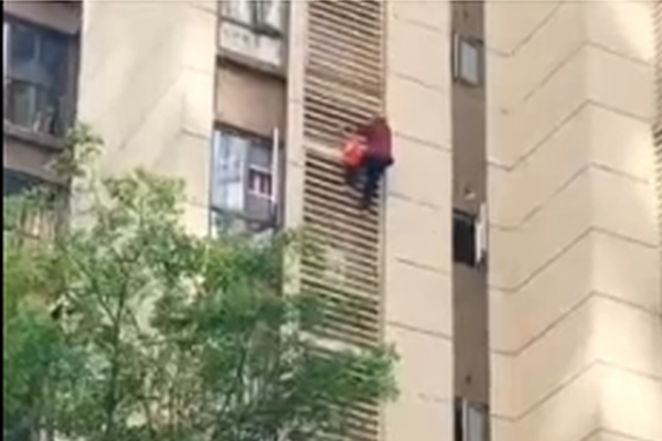 The university signed a partnership agreement with an international institution