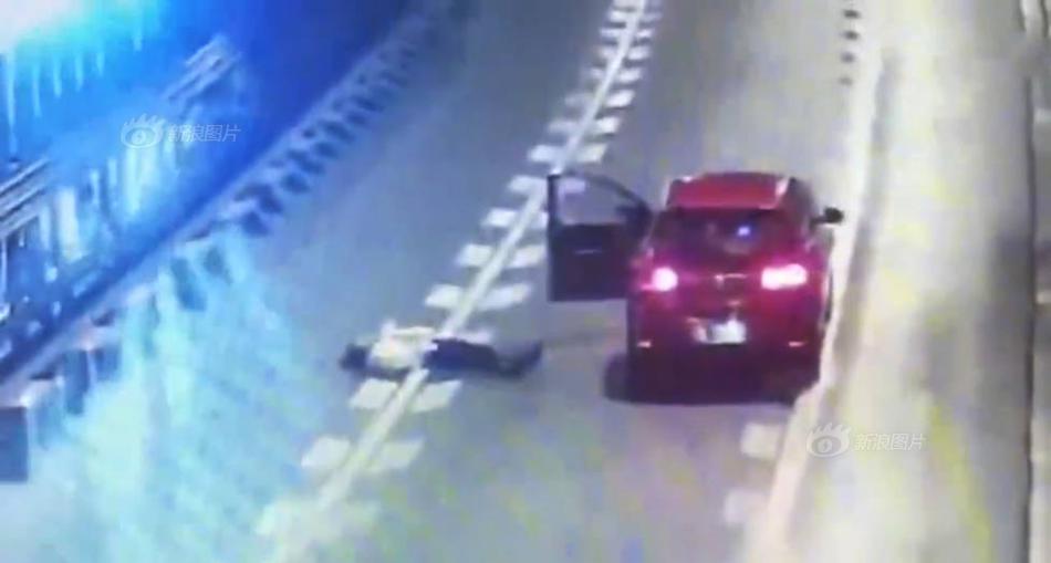 A new study revealed that getting enough natural light during the day improves mood