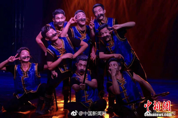 The government launched a program to help small businesses create websites and online stores