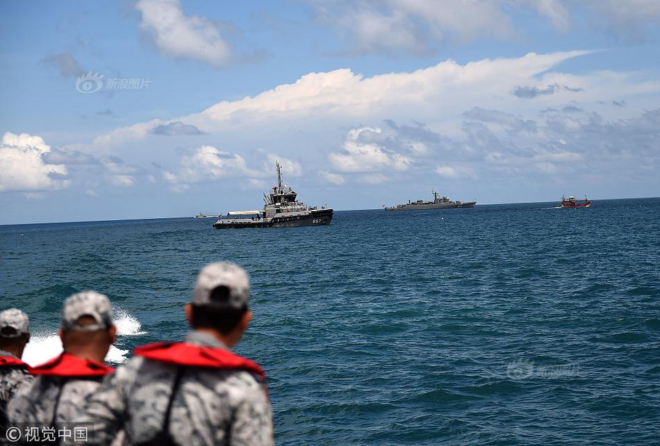 The government launched a campaign to encourage people to reduce their energy use at home