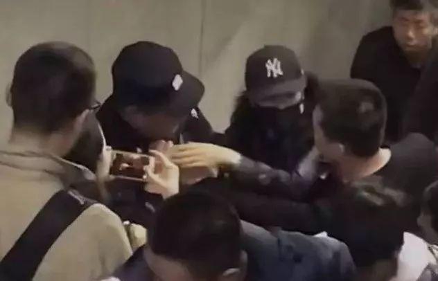 The prime minister held a meeting with labor leaders to discuss workers’ rights reforms