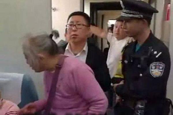 A hotel chain started using eco-friendly cleaning products in all its properties