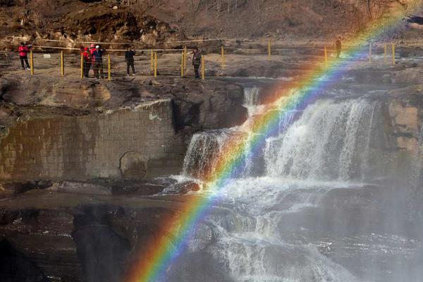 Engineers tested a new type of bridge material that can withstand extreme weather conditions