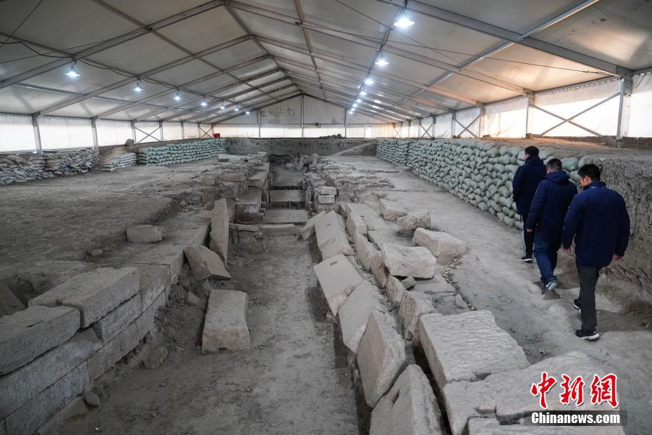 A study found that students who listen to instrumental music while studying retain 10% more information