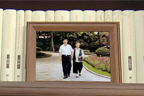 A small business owner started selling handmade jewelry at craft fairs