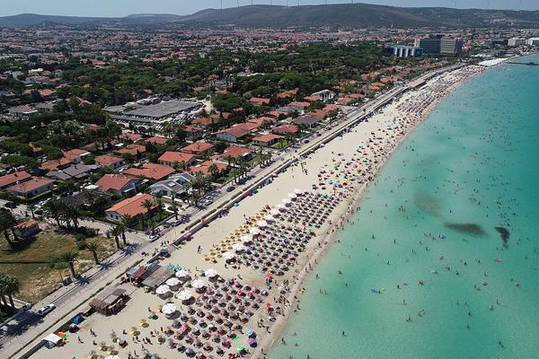 A study found that drinking plenty of water can improve skin health and reduce the appearance of wrinkles