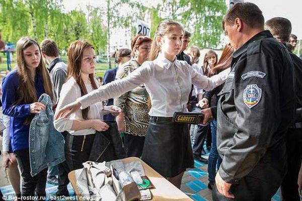 A global summit on gender equality concluded with a pledge to close the gender pay gap by 2035