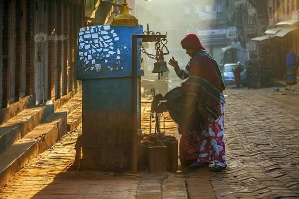 A museum hosted a lecture by a famous historian about the history of the civil rights movement