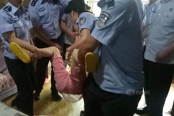 Fitness center adds new cardio equipment and weight training machines