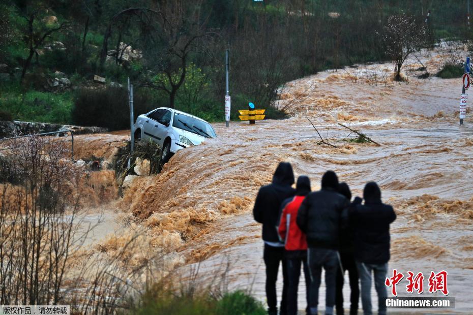 A hotel renovated its lobby to include a modern seating area and free coffee for guests