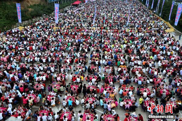 A musician performed at a benefit concert that raised $15000 for disaster relief efforts