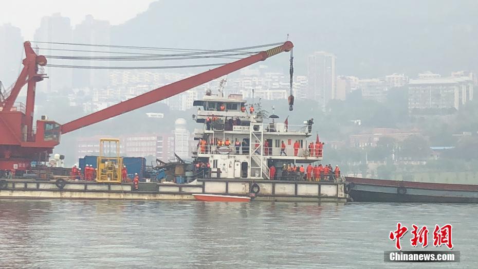 A new study showed that listening to upbeat music while working out increases endurance