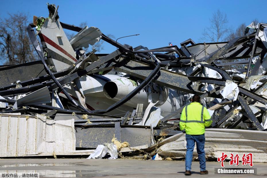 A museum hosted an exhibit of ancient Greek artifacts on loan from a museum in Athens
