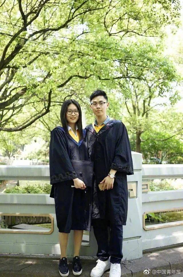 The stock market closed at a new high after a week of gains