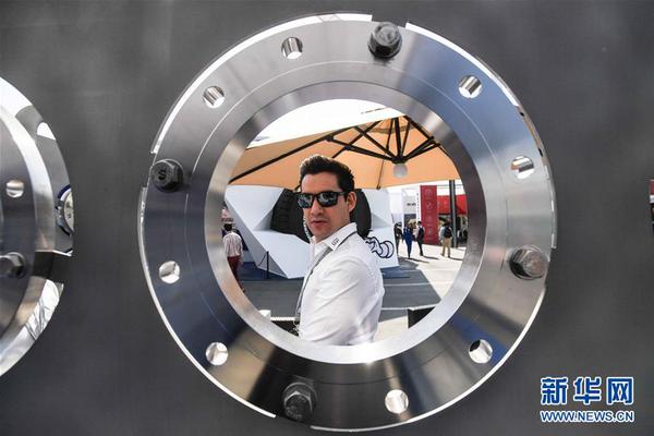 A community center offered free fitness classes to help residents stay healthy