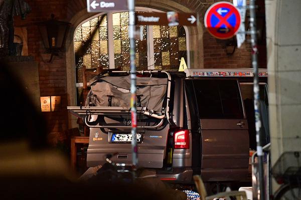 A study found that spending time with friends reduces the risk of depression in young adults