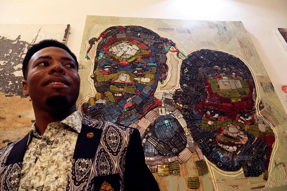 A charity organization started a campaign to raise awareness about mental health in the workplace