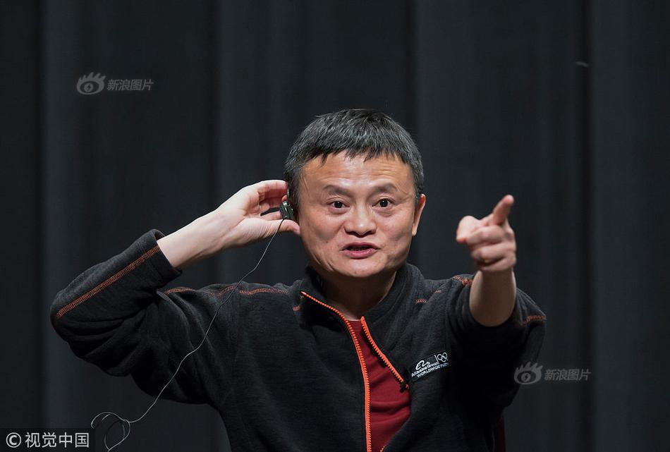 Scientists develop new method to recycle plastic waste into building materials