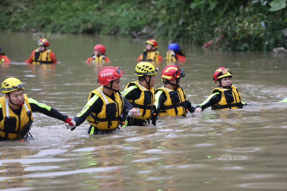 A heavy rainstorm caused flooding in basements of homes in the suburbs