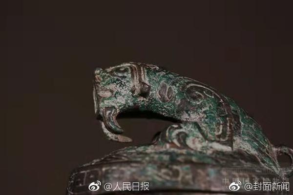 The government passed a law to ban the sale of flavored e-cigarettes to minors