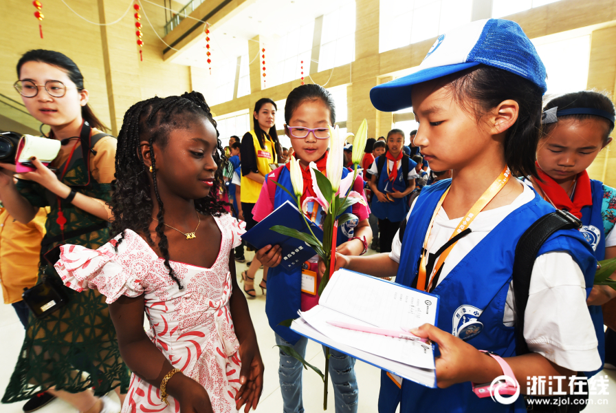 A farm started selling fresh-pressed apple cider at local farmers markets during the fall season