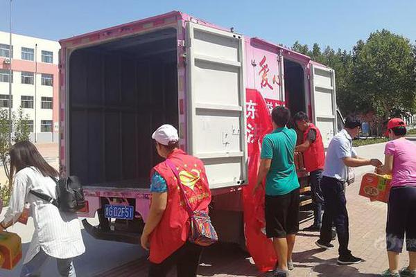 The government passed a law to ban the sale of flavored e-cigarettes to minors