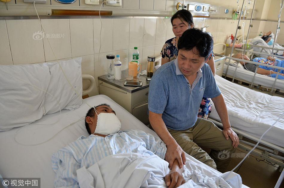 Car dealership offers special financing deals for new and used vehicles