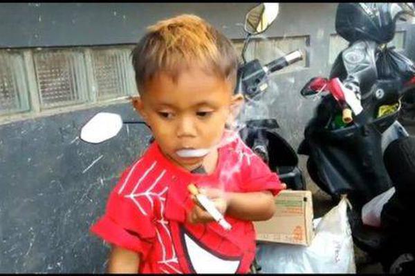 Researchers calculated that recycling one ton of glass saves over 300 pounds of carbon dioxide