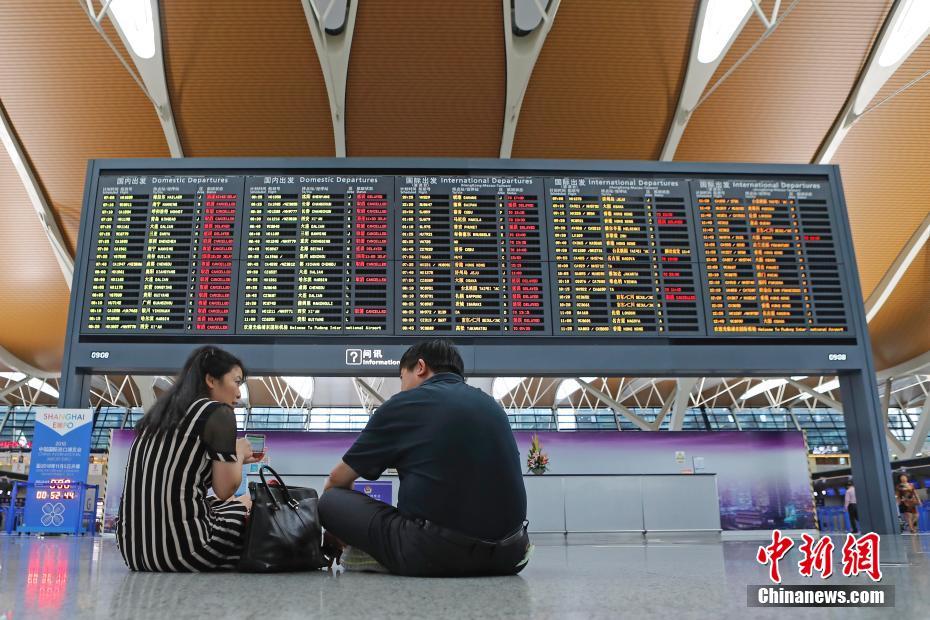 The government passed a law requiring all new cars sold to be electric by 2035