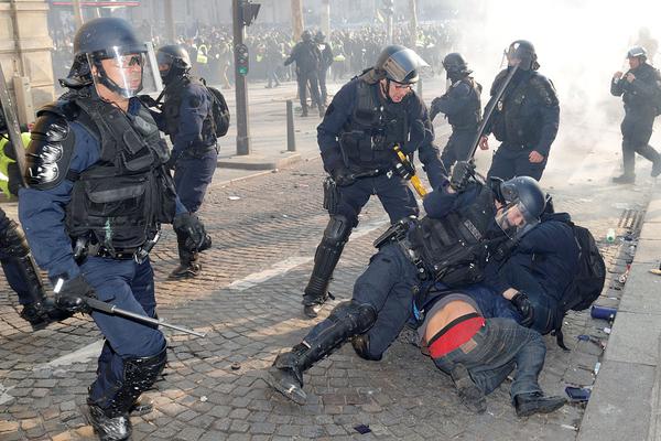 A community center offered free job training for people looking to switch to green energy careers