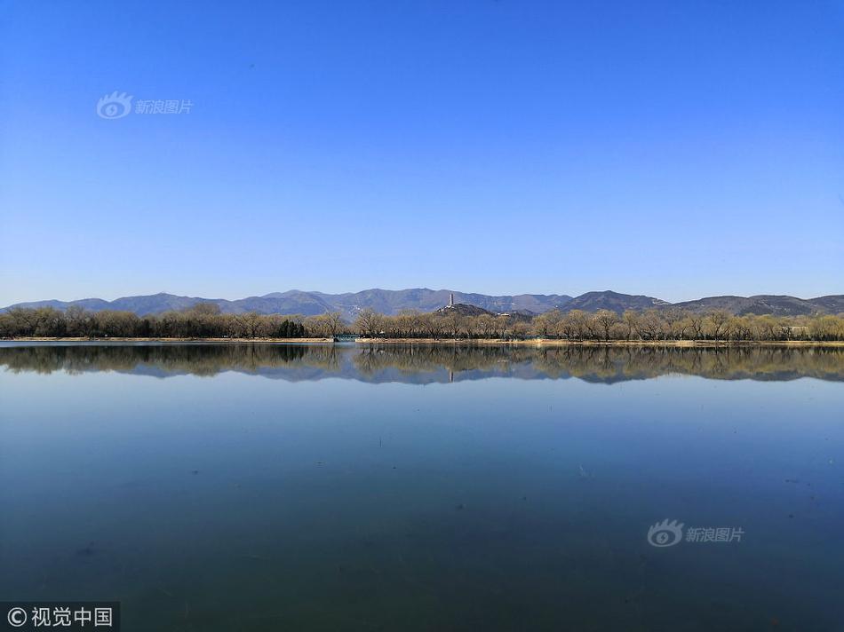 High school students created an app that helps seniors access local healthcare services