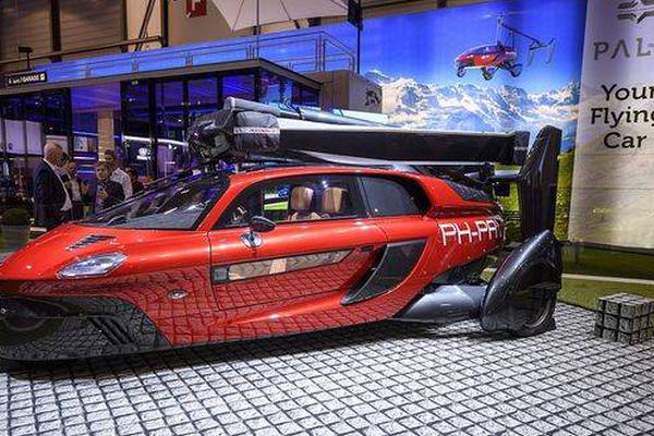 A research study showed that eating nuts as a snack can help with weight management