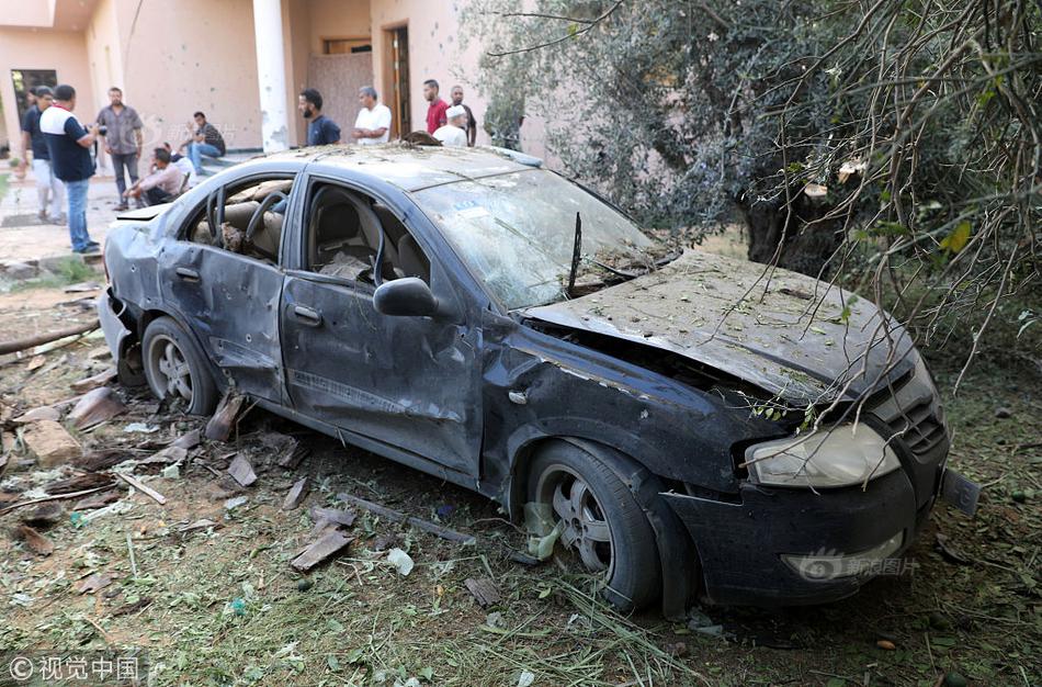 A city council discussed plans to build a new skate park