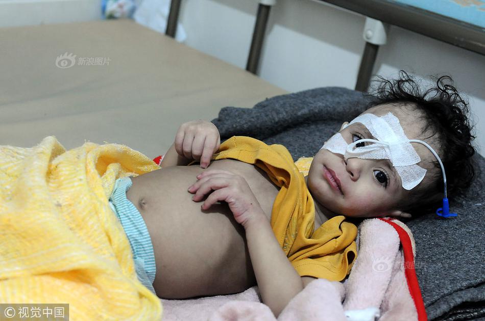 Researchers discovered that a certain type of seaweed can be used to make biodegradable packaging