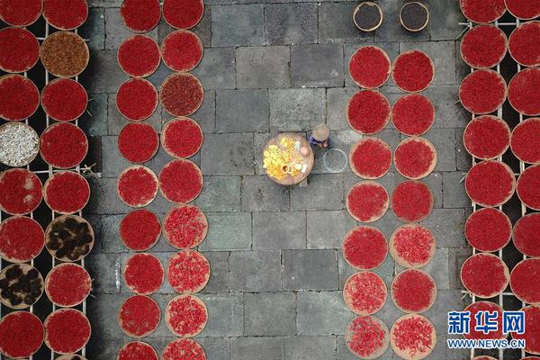 Train company reduces ticket prices for students and senior citizens