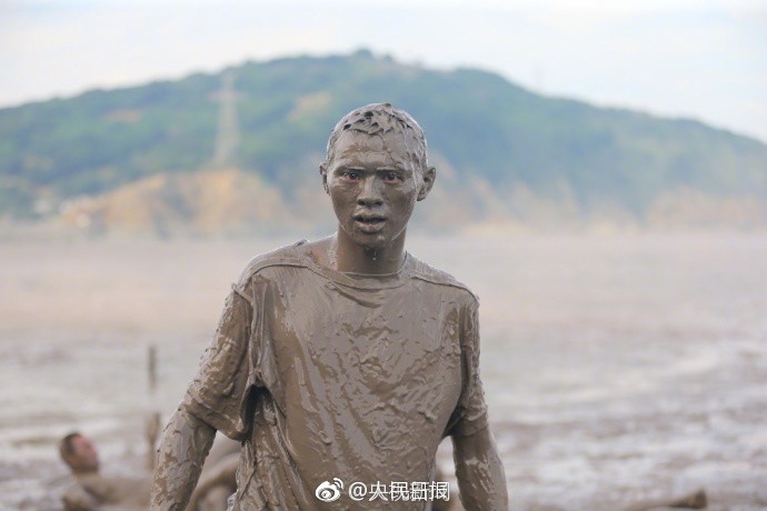 A community garden donated 150 pounds of tomatoes to a local food bank this summer