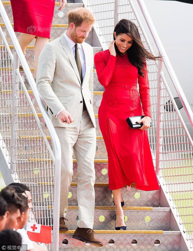 Yoga studio offers free trial classes for new members during summer months