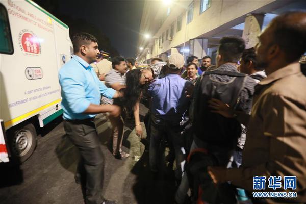 Train company reduces ticket prices for off peak travel to boost ridership