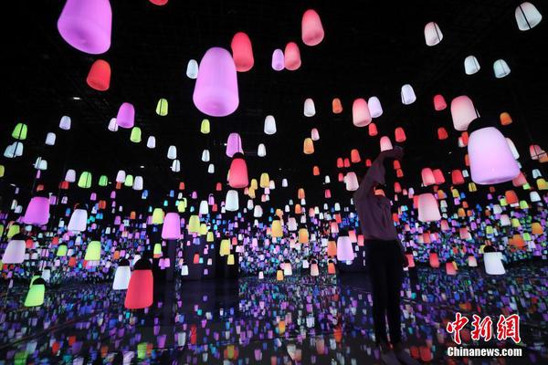 Researchers found a way to use AI to predict natural disasters (like earthquakes) up to 72 hours in advance